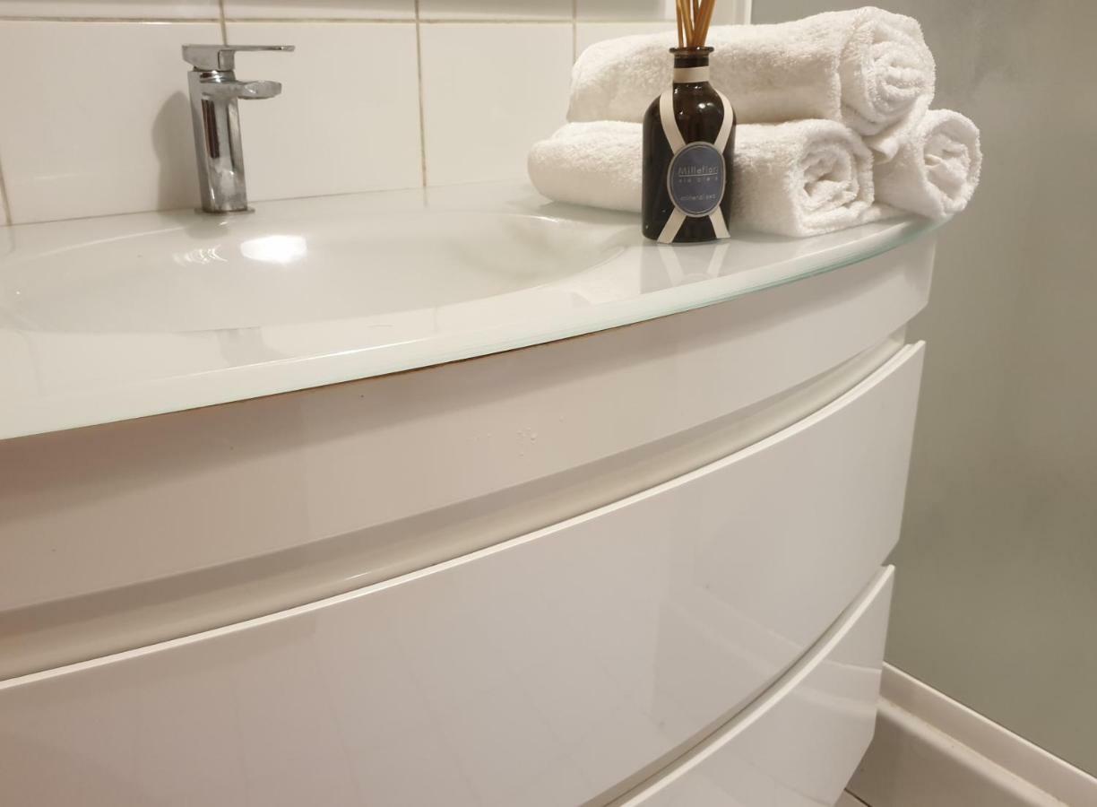 5Min Walk From Duomo! Apartment 100M2 Milánó Kültér fotó